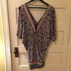 Nanette Lepore deep V popover blouse tunic - size M